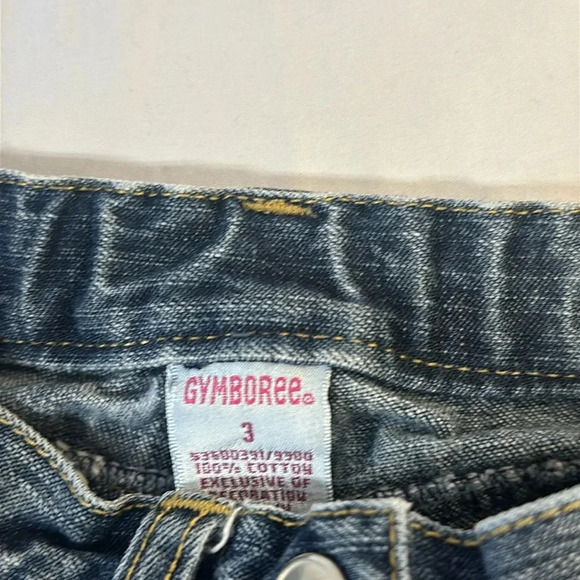 Gymboree - Flare/straight cut design denim jeans with winter design. Size 3T - Picture 4 of 6